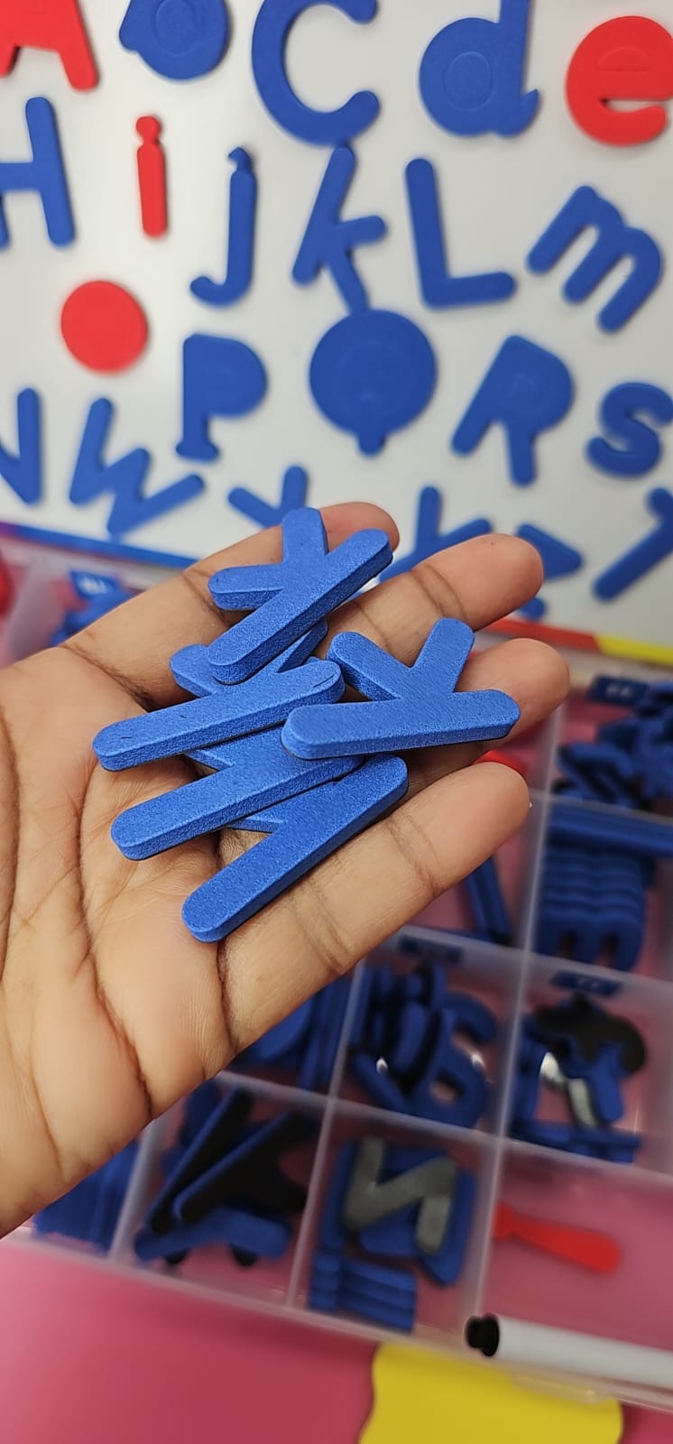 Kit de Letras Magnéticas + Pizarra (211 piezas)