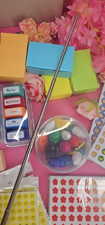 Kit de Motivación y Recursos para el Aula – Sellos + Stickers + Pinturas + Puntero + Tarjetas